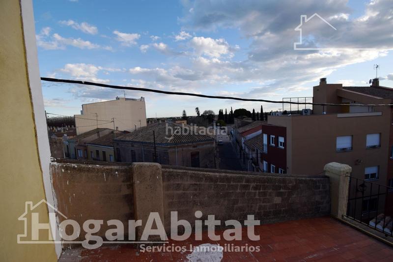 Foto c96c9949-b700-4b7c-852f-6cb8045200cb. Casa amplia casa con 2 terrazas y garaje en Casco Antiguo-Darremur Almazora / Almassora