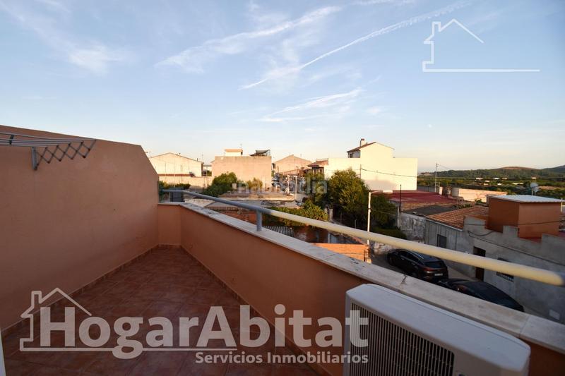 Foto 12585c39-bacc-469b-9c58-cd060408bce8. Casa adossada amb aparcament a Onda