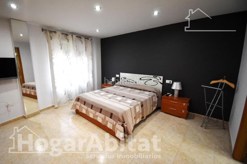 Foto 45bf0f4c-6fc8-4233-bcd2-5bde095f00a8. Casa adossada amb aparcament a Onda