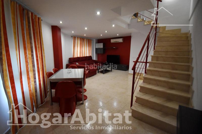 Foto 6715d110-c342-42b6-a858-7a8454e7c535. Casa adossada amb aparcament a Onda