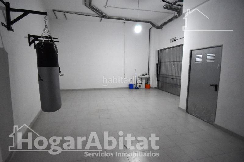 Foto e6772776-6189-49f2-9669-40c3dc4e2a0e. Casa adossada amb aparcament a Onda