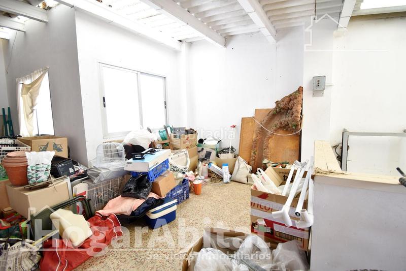 Foto dcc08fa3-4b25-4668-8202-fbd45fc9c0a1. Casa adossada amb aparcament a Cheste