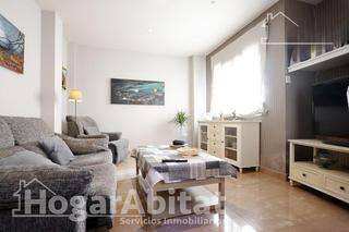 Reihenhaus  Calle felipe ii. Magnífica vivienda! esquinera, amplia y luminosa con garaje y te