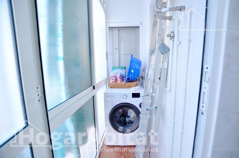 Foto 437082d9-78ce-45ae-9831-81049313d8c2. Piso exterior y muy luminoso con balcon en Centro San Juan de Alicante