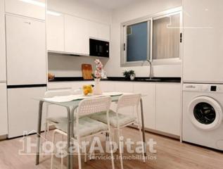 Appartement  Calle  josep romeu. Oportunidad de inversión! reformado junto al ayuntamiento