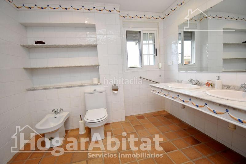 Foto 045c1947-62a9-4951-8aa2-4483dc148ed7. Xalet amb calefacció aparcament piscina a Pueblo Benicasim / Benicàssim