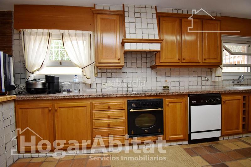 Foto f52ce86c-7ded-43b7-a6e3-362c61a09474. Xalet amb calefacció aparcament piscina a Pueblo Benicasim / Benicàssim