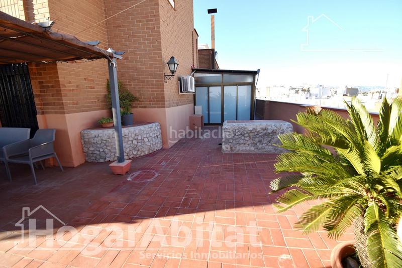 Foto 9a1b16ed-54d9-4861-8cd5-b39d8c25ae20. Attique avec parking dans Llombai Burriana