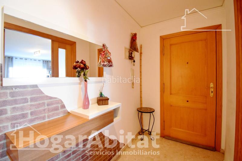 Foto b535f769-9d3d-473b-a956-582470caefe4. Appartamento con parcheggio in Oliva pueblo Oliva