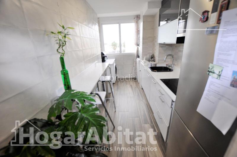 Foto 6bb83ff6-5fef-4b34-8e60-fcf1d778eb70. Appartement avec parking piscine dans El Perellonet Valencia