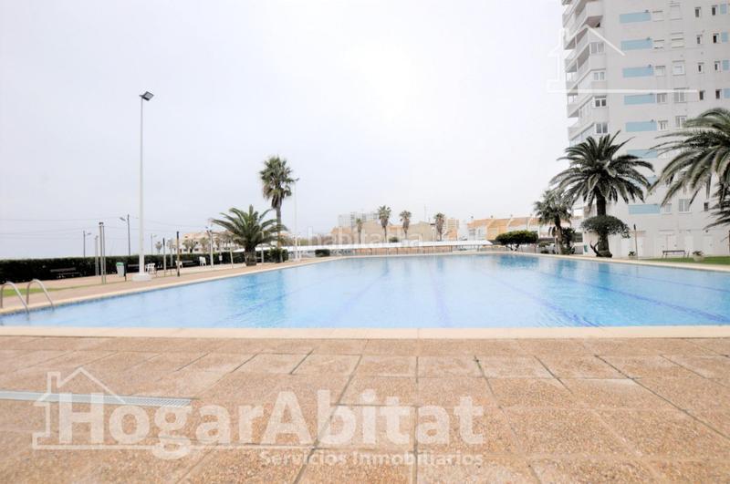 Foto 8e81a1f9-66ae-40f6-9dee-e5cc606c9520. Appartement avec parking piscine dans El Perellonet Valencia