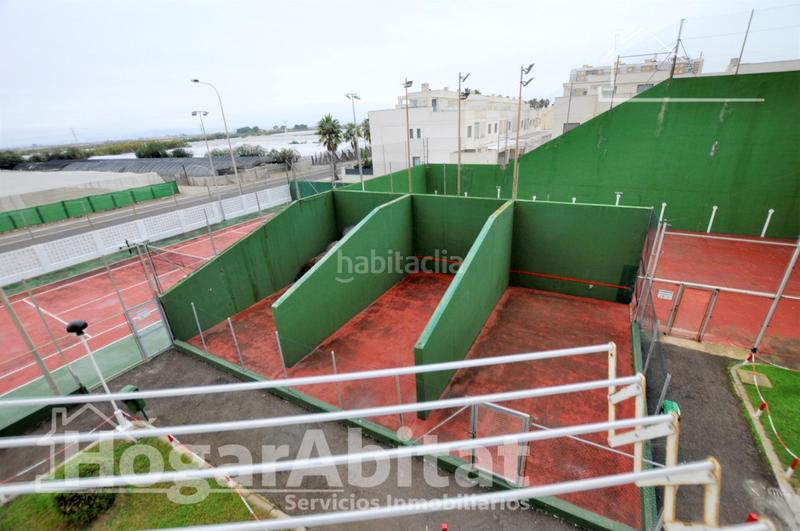 Foto b2e00927-6611-4440-92b3-e659889b6401. Appartement avec parking piscine dans El Perellonet Valencia