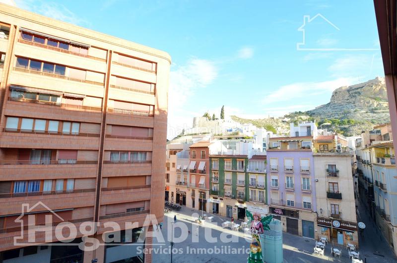 Foto 53b299a4-af60-4f39-8a0a-3094c7fb3bb6. Flat with heating in Casco Antiguo - Sta. Cruz - Ayuntamiento Alicante
