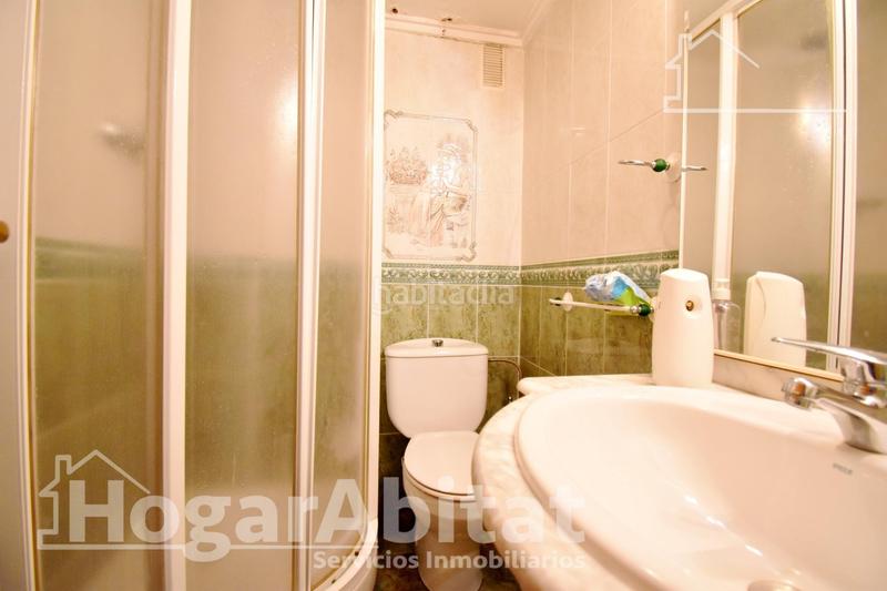 Foto ca7326ec-f286-4527-8540-293b11a30d1a. Piso muy amplio con terraza y ascensor en el centro en Gandia