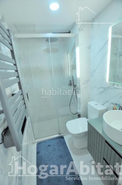 Foto 7a9406da-b243-465a-91c9-401df22e3559. Piso semireformado y espacioso con balcón y ascensor en Villarreal / Vila - real