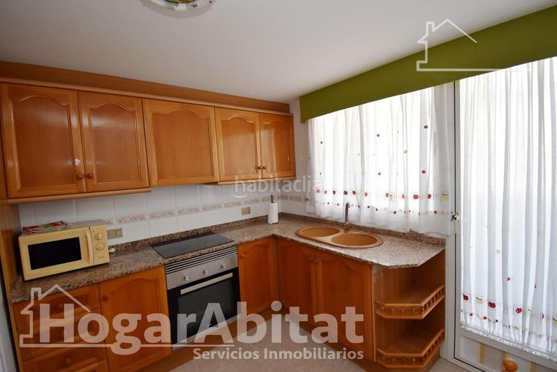 Foto a4c2d327-ca5e-4c79-a4a3-f5115212e0e8. Pis amb aparcament a Llombai Burriana