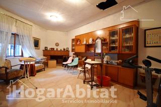 Casa  Avenida verge del castell. Amplia casa de pueblo con terraza, balcón y trastero