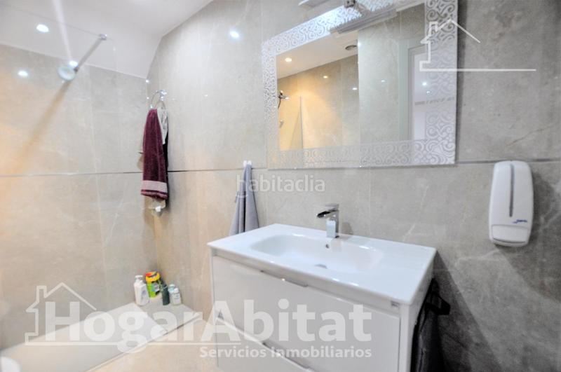 Foto f5d1db2e-8880-4a76-9a2e-cc44d541a0e2. Àtic a Puçol ciudad Puçol