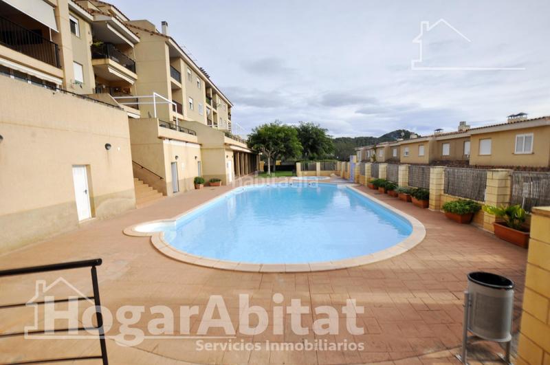 Foto 6f550bfe-3b73-4ca4-bb3e-8753d8810786. Piso en residencial con terraza, garaje, trastero y piscina en Náquera