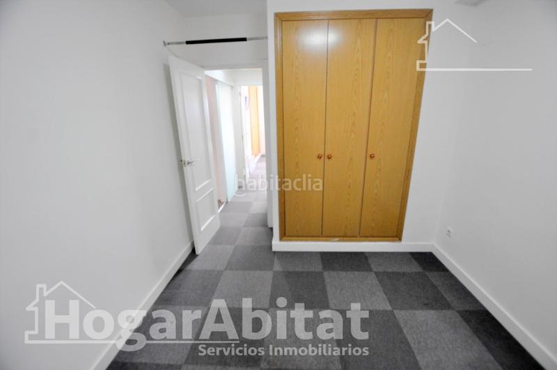 Foto 9d8bc23b-b8aa-440b-90ab-8380356b6972. Piso en residencial con terraza, garaje, trastero y piscina en Náquera