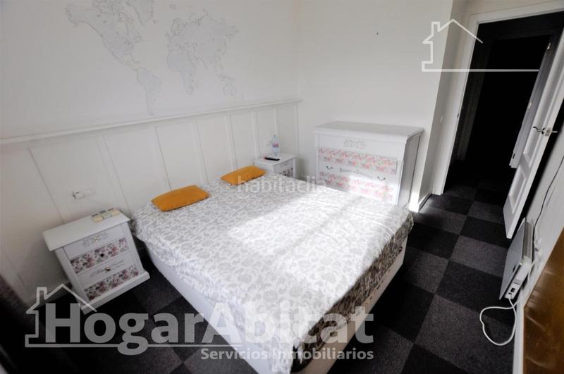 Foto a392288e-a626-42d7-a8a2-bc232a25d085. Piso en residencial con terraza, garaje, trastero y piscina en Náquera