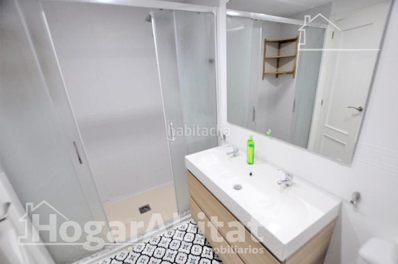 Foto b8c6c989-e834-4950-a6dc-22259ae752b0. Piso en residencial con terraza, garaje, trastero y piscina en Náquera