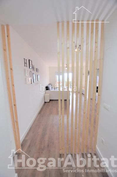 Foto d38455d5-7598-423d-b454-a1078ddc5011. Piso en residencial con terraza, garaje, trastero y piscina en Náquera