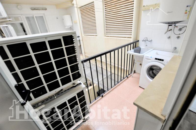 Foto f2642197-bcf4-4ddc-8c87-19880c01d66b. Piso en residencial con terraza, garaje, trastero y piscina en Náquera