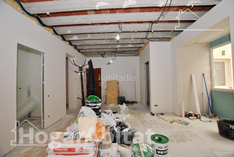 Foto 7b7e1834-6517-4f83-9462-b6e7938dd16e. Piso reforma a estrenar al gusto del comprador con balcón en el centro en Gandia