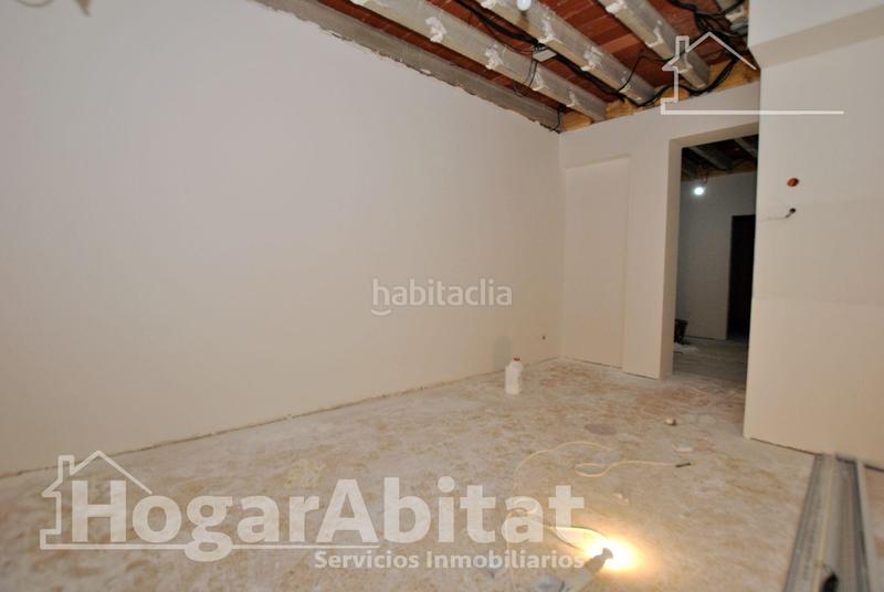 Foto 8a891486-b919-457f-98bd-623fca7ab889. Piso reforma a estrenar al gusto del comprador con balcón en el centro en Gandia