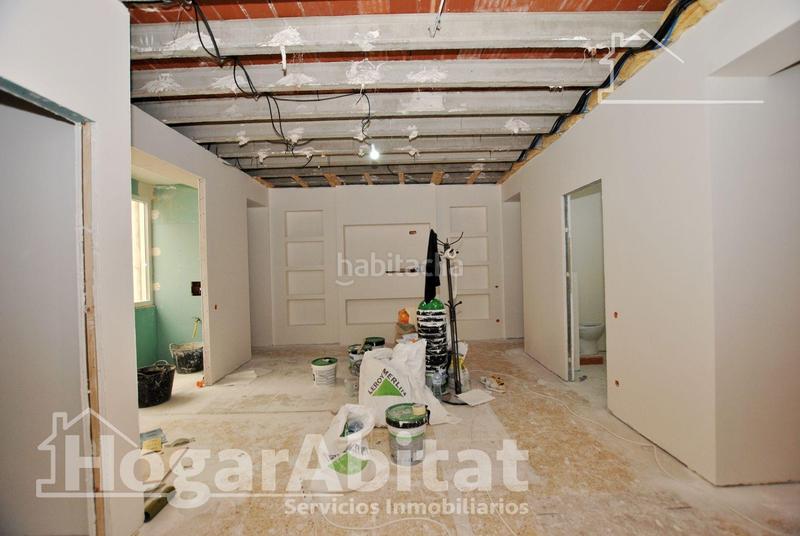 Foto d849f3f5-f492-48c7-9af5-86e36f792cdc. Piso reforma a estrenar al gusto del comprador con balcón en el centro en Gandia