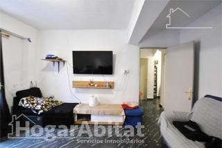 Appartement  Calle pintor segrelles. Exterior y económico con ascensor y terraza, en el centro