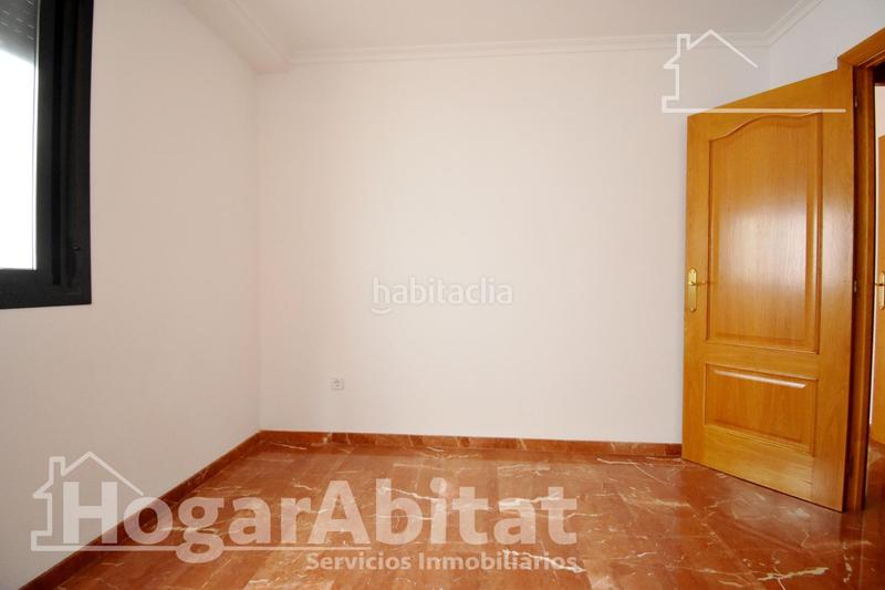 Foto 25ad0a3a-72f5-4c12-ab35-d77ceade0745. Piso espectacular! muy amplio, bonito y luminoso con terraza, en el centro en Cullera