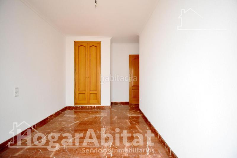 Foto 6d4e7d53-5d0a-4720-9ccc-20e862706957. Piso espectacular! muy amplio, bonito y luminoso con terraza, en el centro en Cullera