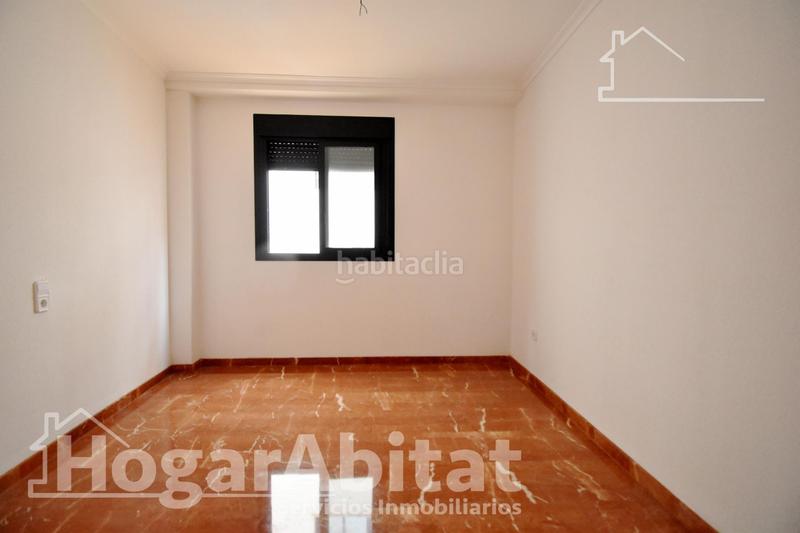 Foto 7ad32408-4ada-4c8e-bf8e-60851b0b8515. Piso espectacular! muy amplio, bonito y luminoso con terraza, en el centro en Cullera