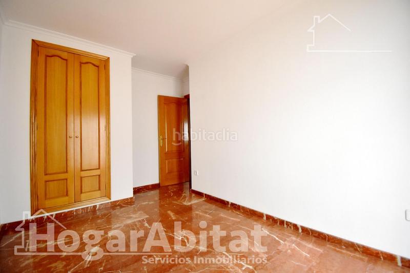 Foto ee7a75b3-f568-4a61-ae11-2d4f3f707c9a. Piso espectacular! muy amplio, bonito y luminoso con terraza, en el centro en Cullera