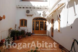 Maison  Carrer del santíssim. Grande y extraordinaria casa con patio, terraza y trastero