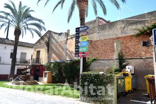 Casa  Calle de la fuente. Excelente ubicación! casa para reformar con terraza y barbacoa