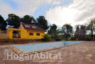 Casa  Urbanizacion safareig. Magnífico chalet! muy amplio y luminoso con piscina privada y te