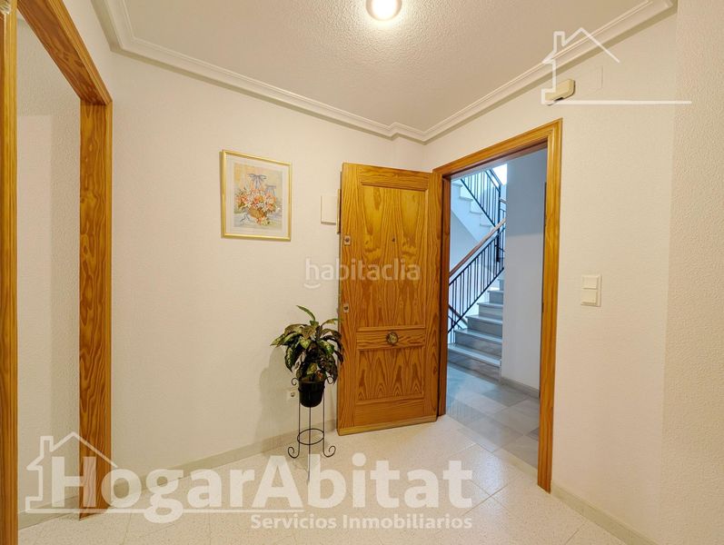 Foto e536e891-9c1c-4c33-a62a-061c4b04d8b7. Pis amb aparcament a Los Arenales del Sol Elche / Elx