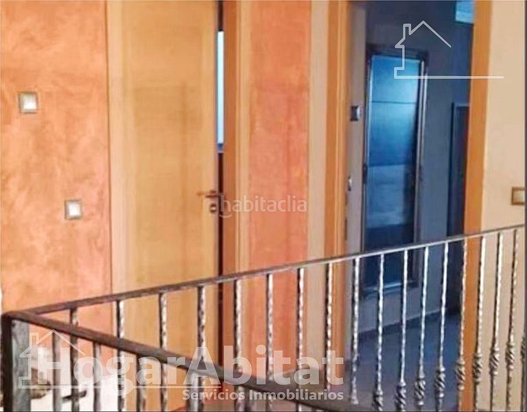 Foto 00a231d1-4571-4ba3-9cda-deddc98fd080. Casa adossada amb aparcament a Polinyà de Xúquer