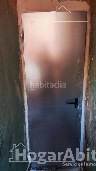 Foto b75bc432-de0d-4a01-b0fe-5f370061b51c. Casa economica! amplia casa con terraza y con muchas posibilidades en Palma de Gandía