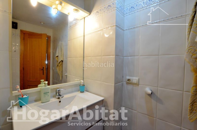 Foto dbe3b7f0-4801-457c-ab0d-d0800eb45fc4. Casa adosada en pleno centro! precioso adosado con garaje y terraza en Alqueria de la Comtessa (l´)