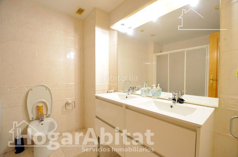 Foto efbd56cd-0e79-4c31-8e83-b8734176f793. Casa adosada en pleno centro! precioso adosado con garaje y terraza en Alqueria de la Comtessa (l´)