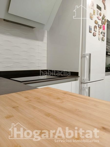 Foto 2d590901-9f7f-4adb-94e4-de8cad40ebd0. Casa adossada amb aparcament a Onda