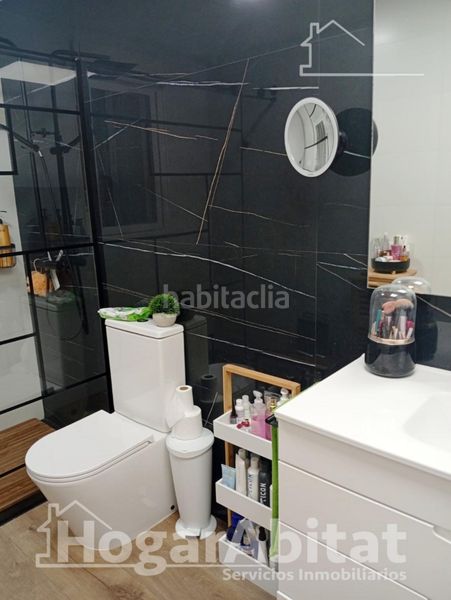 Foto d30b2048-2497-470a-98ba-6a3e36c341f2. Casa adossada amb aparcament a Onda