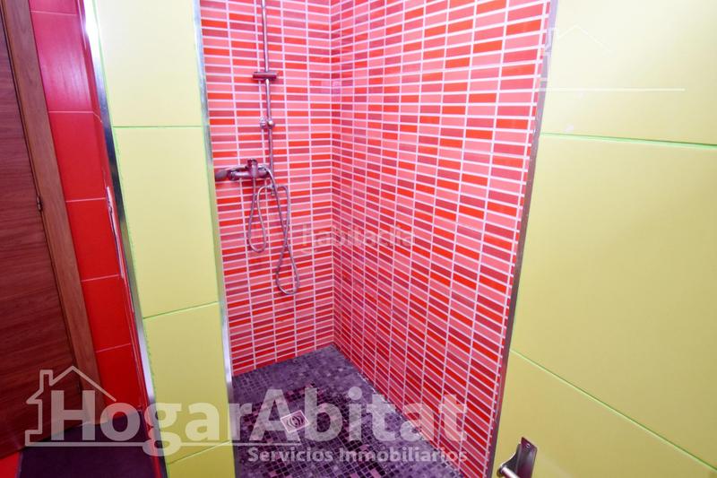 Foto 4c6b3aa8-d86e-4579-9e04-52011668ce57. Pis a Alginet