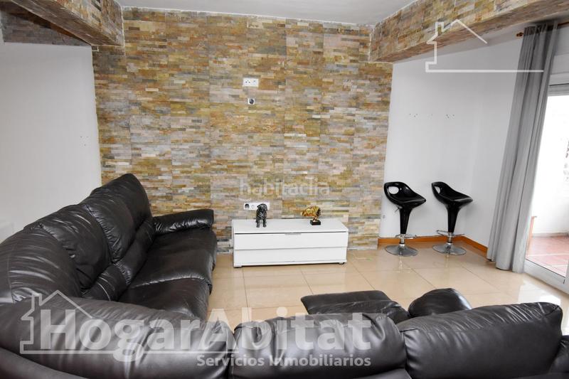 Foto df966a62-b46f-4d83-acfc-1fcabd9ab4aa. Pis a Alginet