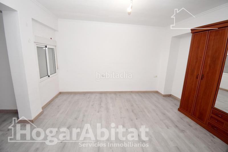 Foto fd0bbfcf-d229-4489-ac5e-a4dfaa14ed32. Pis a Alginet