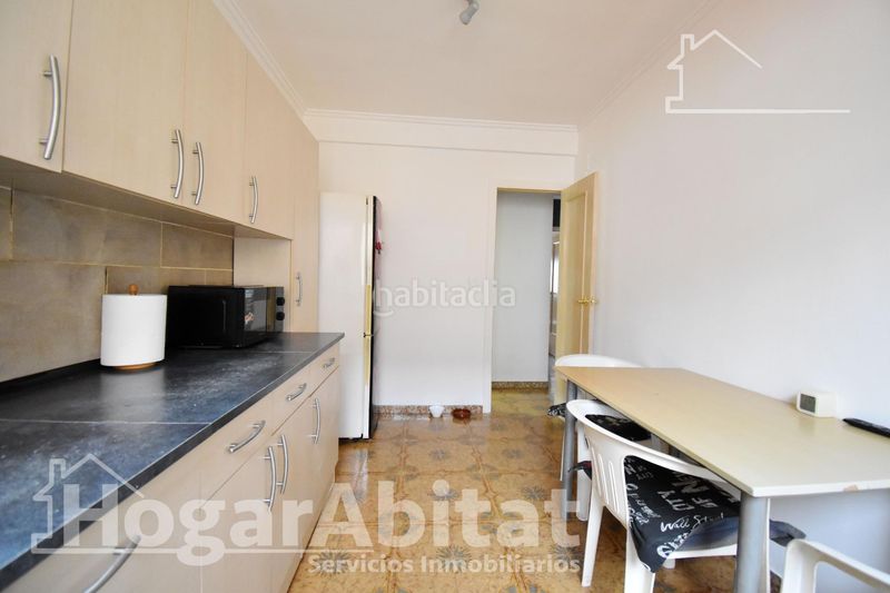 Foto 4dd8e783-ef46-4255-b593-9fb1e02d62b8. Casa amb aparcament a Benirredrà